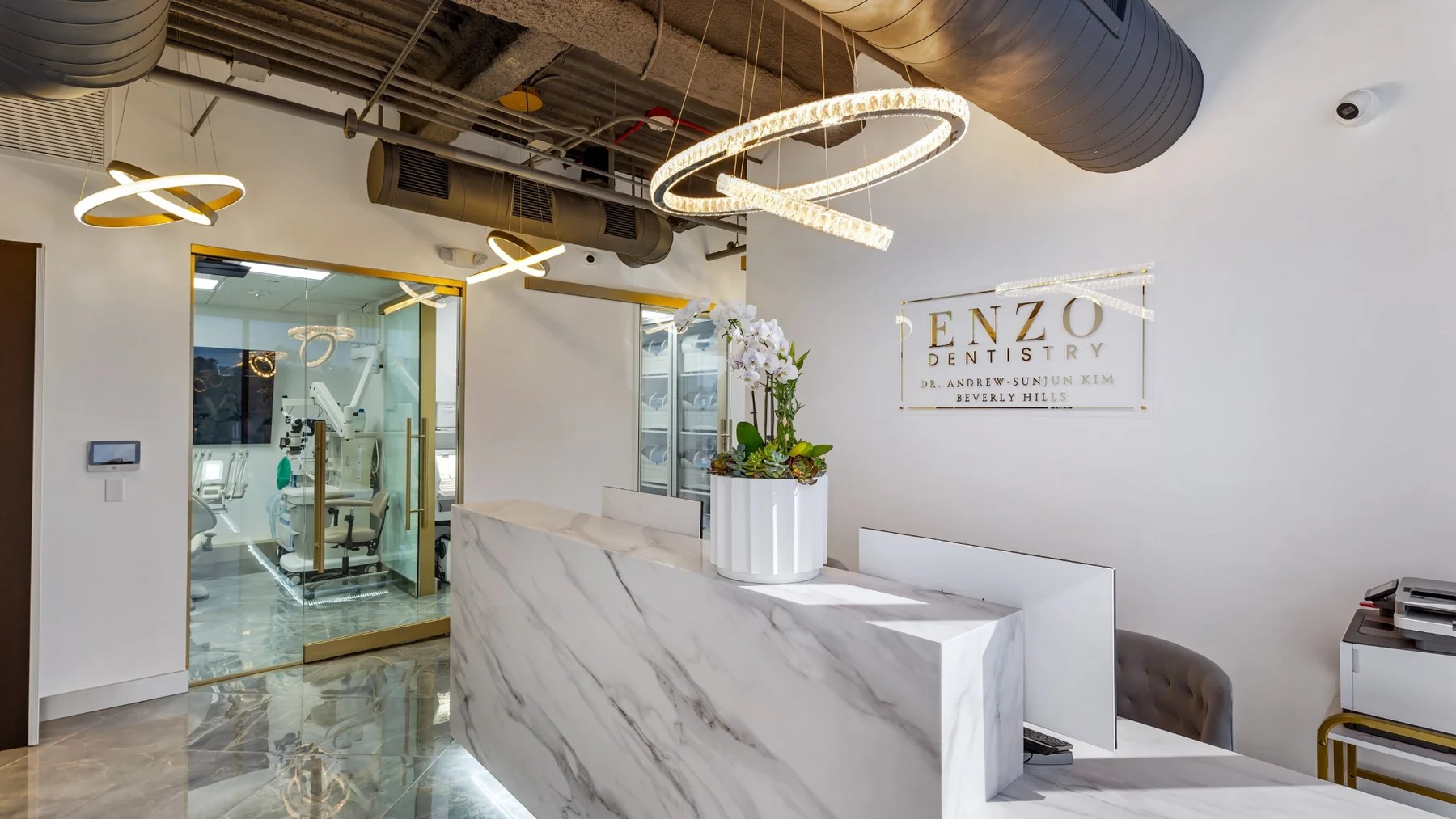 Private reception at Enzo Dentistry