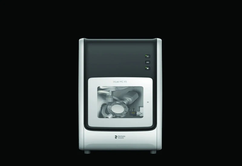 In-office CAD CAM milling equipment